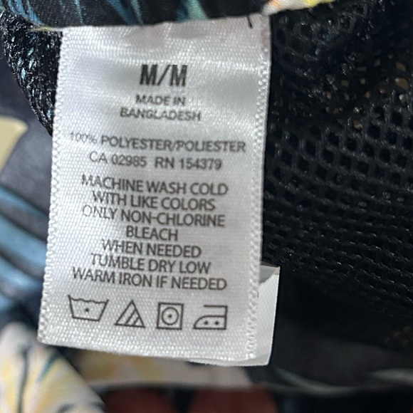 Men’s NWT swim trucks - Picture 4 of 5